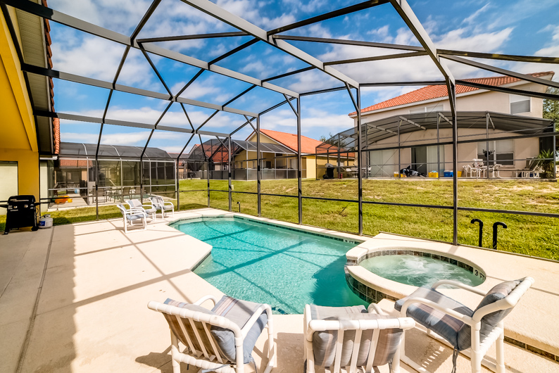 Private Pool and Spa